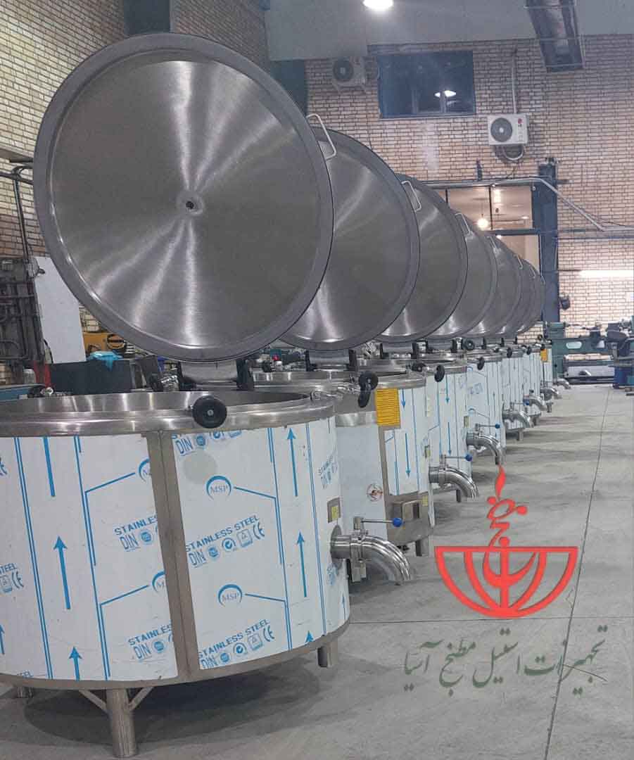 دیگ پلو بزرگ